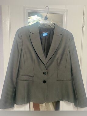 Kasper Women's Charcoal Pinstripe Single-Breasted Blazer